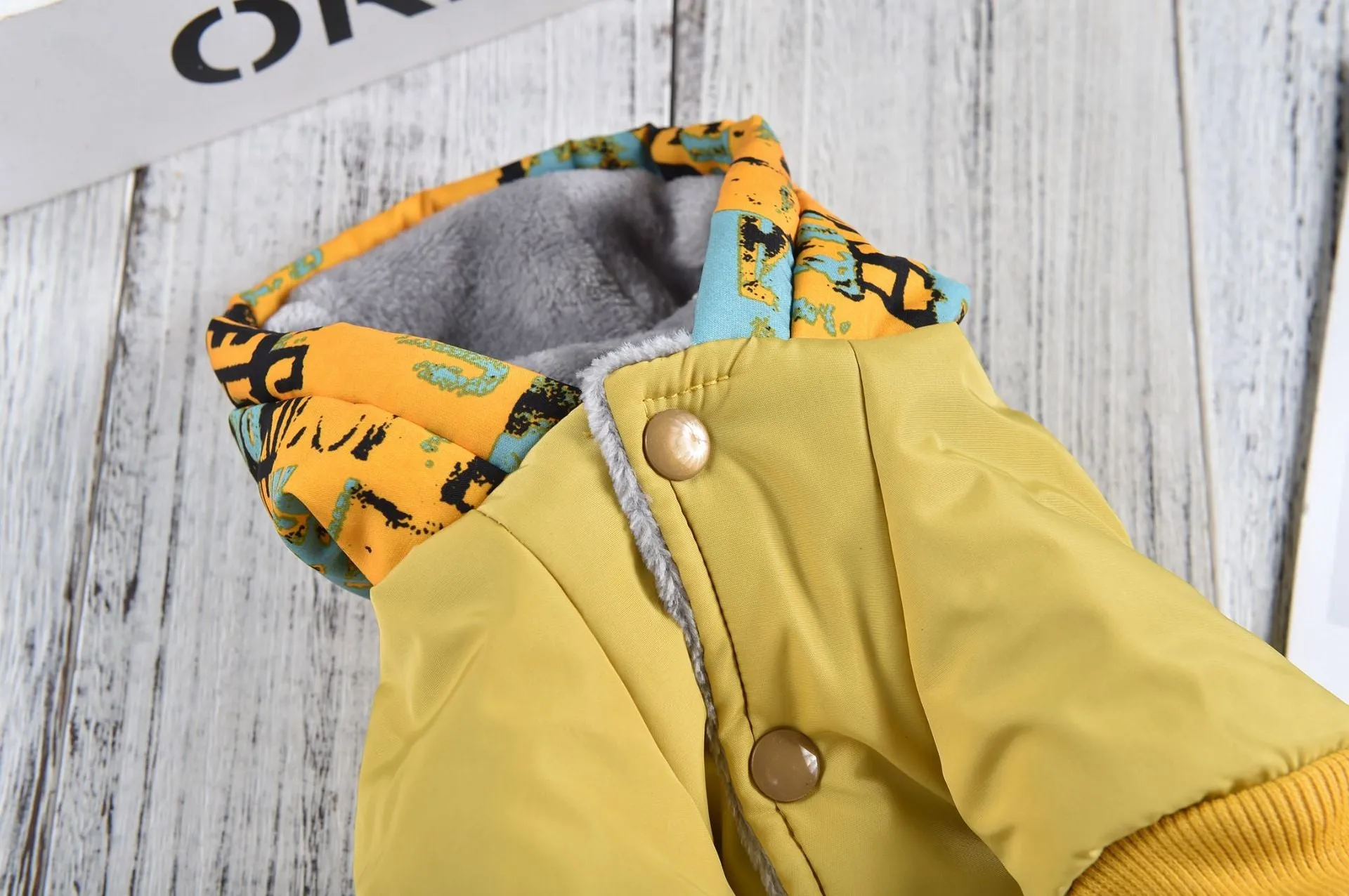Cross-Border Pet Four-Leg Cotton Coat | Graffiti Pattern Camouflage Windproof Outdoor Jacket for Small Dogs